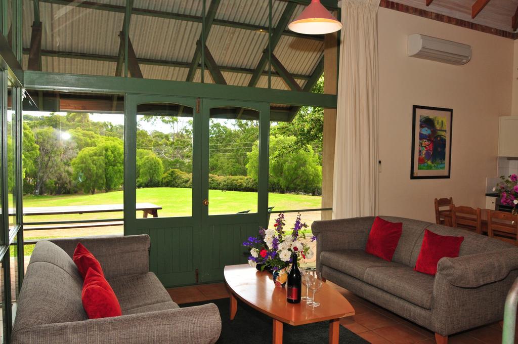 מרגרט ריבר Waterfall Cottages חדר תמונה